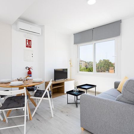Apartamentos La Pelusa Málaga Oda fotoğraf