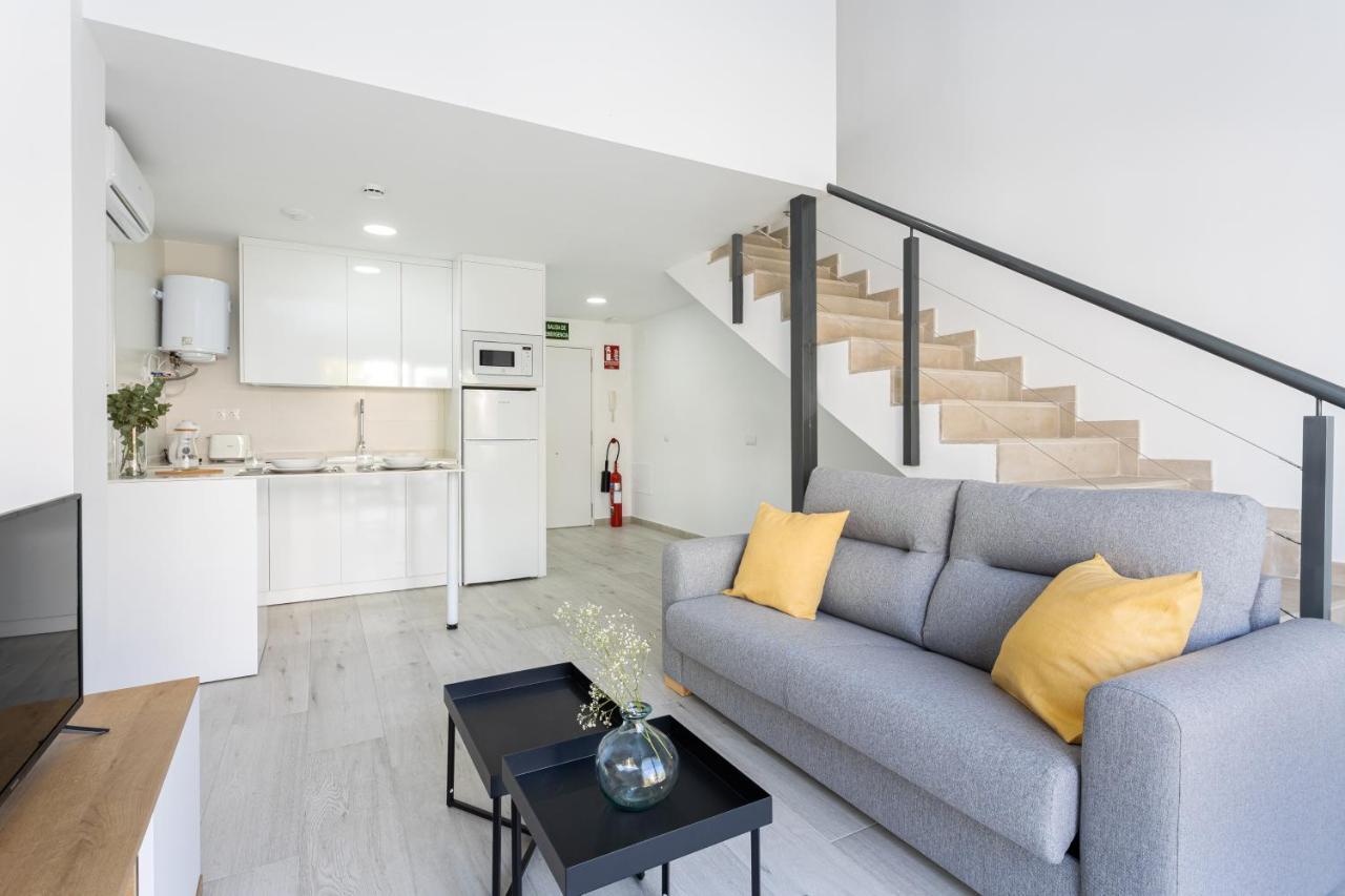 Apartamentos La Pelusa Málaga Oda fotoğraf