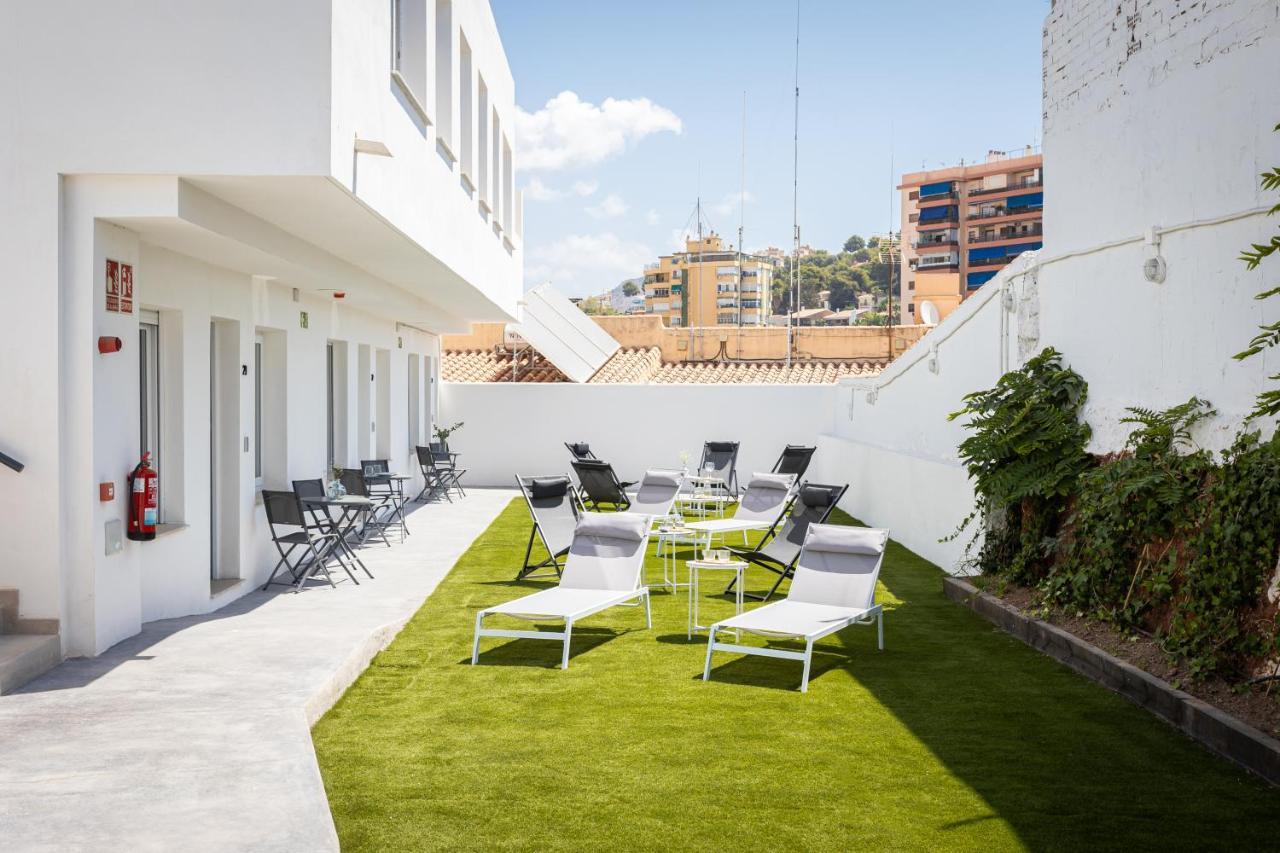 Apartamentos La Pelusa Málaga Dış mekan fotoğraf